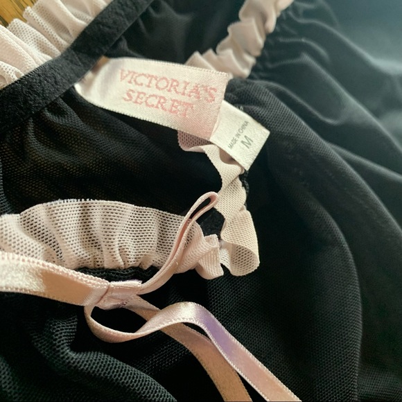 Victoria’s Secret Skirted Thong Sz M - Picture 5 of 6